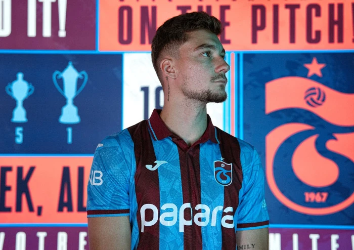 Trabzonspor Ernest Muçi transferini KAP’a bildirdi!