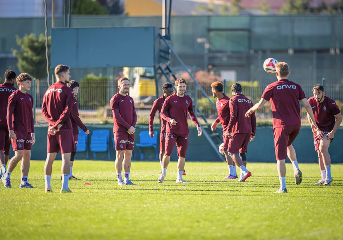 Trabzonspor, Galatasaray Maçı Hazırlıklarını Taktik Çalışmayla Sürdürdü