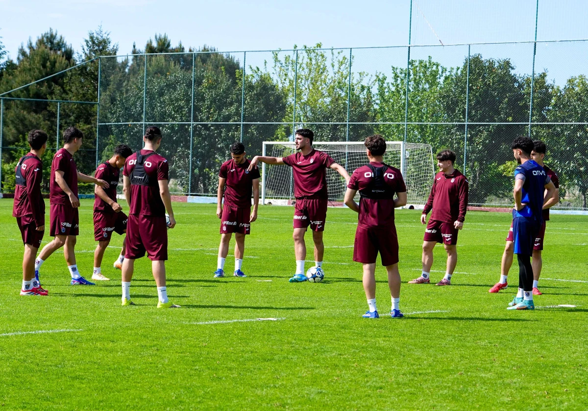 Trabzonspor I Manisa Futbol Kul&uuml;b&uuml; I UEFA Gen&ccedil;lik Ligi Play-Off