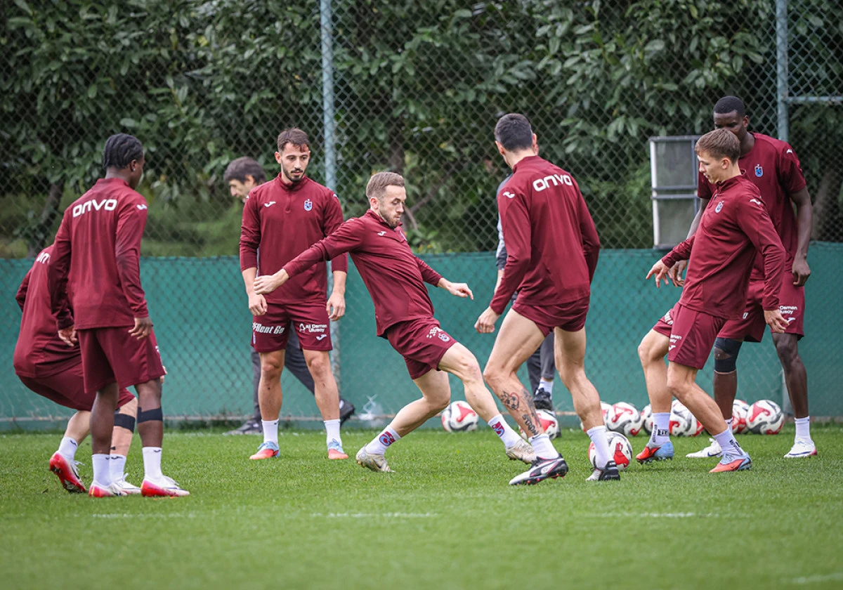Trabzonspor, Kayserispor Maçı Öncesi Son Antrenmanını Tamamladı