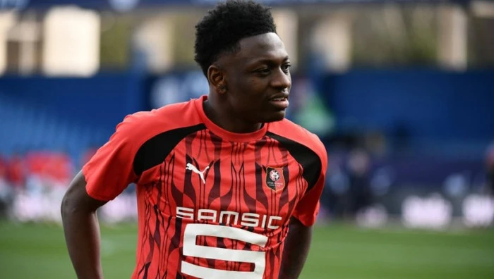 Trabzonspor, Kazeem Olaigbe’yi Kadrosuna Kattı! Bu akşam geliyor