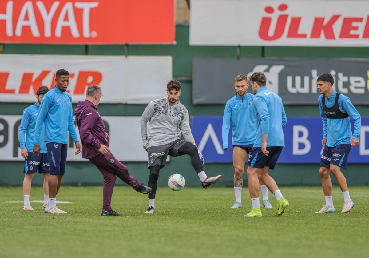 Trabzonspor, kupa mesaisine ara vermeden başladı