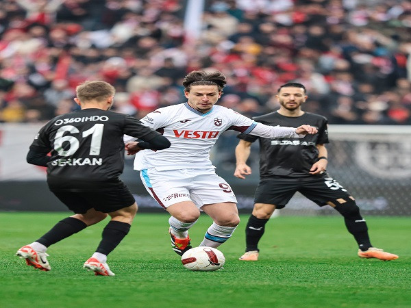 Trabzonspor, Pendikspor deplasmanından 2 gol 3 puanla dönüyor