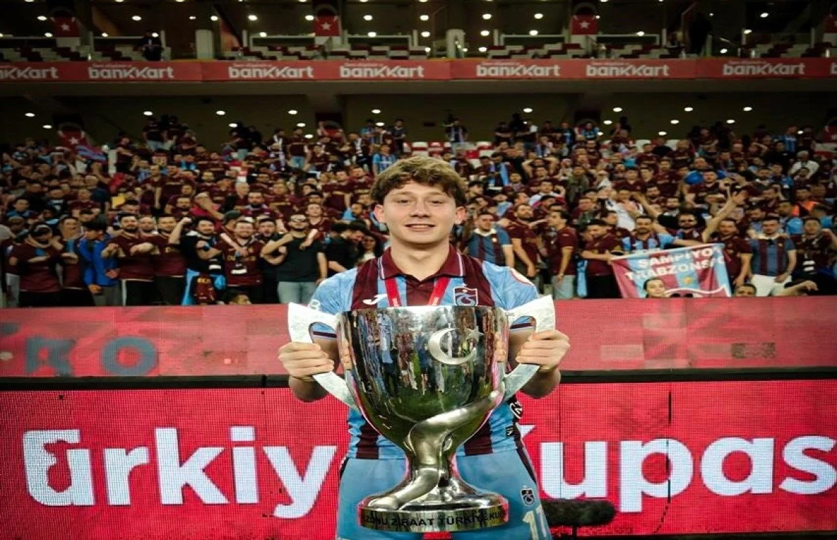 Trabzonspor Transfer Haberleri: Onuralp &Ccedil;akıroğlu &Ouml;zel Maddeyle Gitti