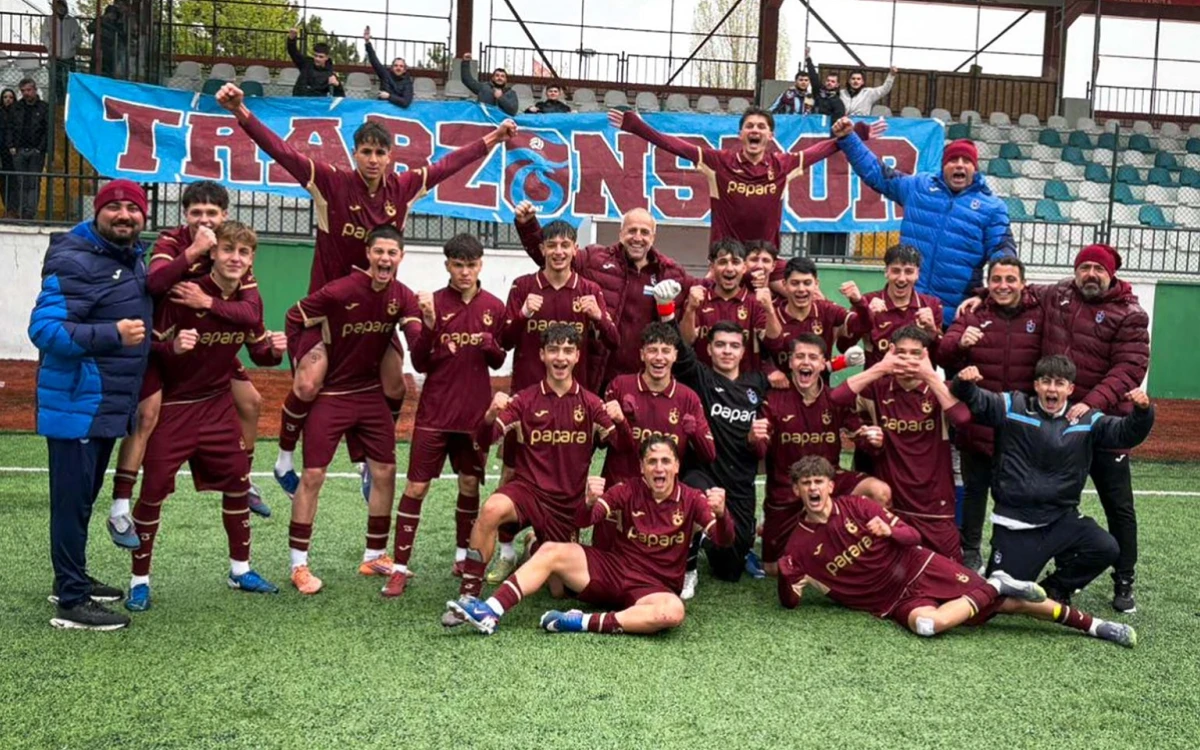 Trabzonspor U16 T&uuml;rkiye &Uuml;&ccedil;&uuml;nc&uuml;s&uuml;! Samsunspor Engelini 2 Golle Ge&ccedil;tiler