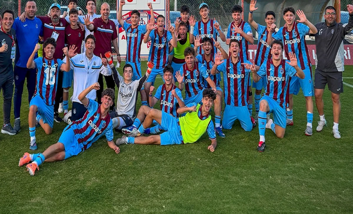 TRABZONSPOR U16 YARI FİNALDE: GEN&Ccedil; FIRTINA DURDURULAMIYOR