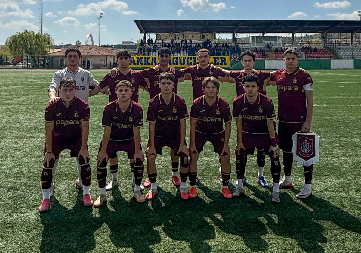Trabzonspor U17 Takımı Play-Off 5'inci Turunda Sahaya &Ccedil;ıkıyor