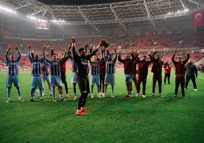 Trabzonspor Yarı Finalde! Samsun'da Penaltı Atışları Nefes Kesti