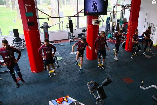 Trabzonspor'da Antalyaspor maçı hazırlıkları kapsamında kuvvet çalıştı
