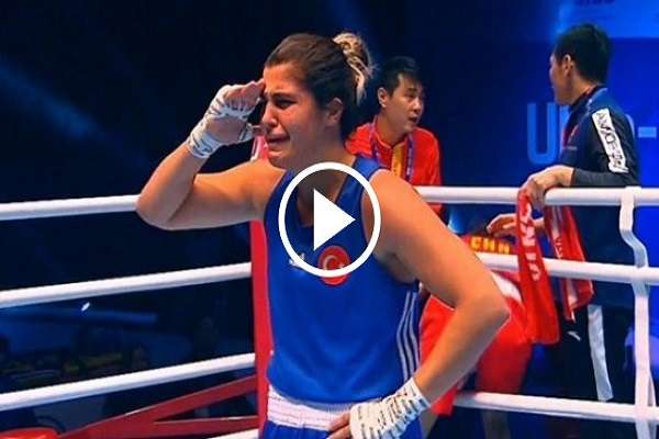 Trabzonspor’un Sporcusu Busenaz Sürmeneli Dünya Kadınlar Boks Şampiyonu Oldu