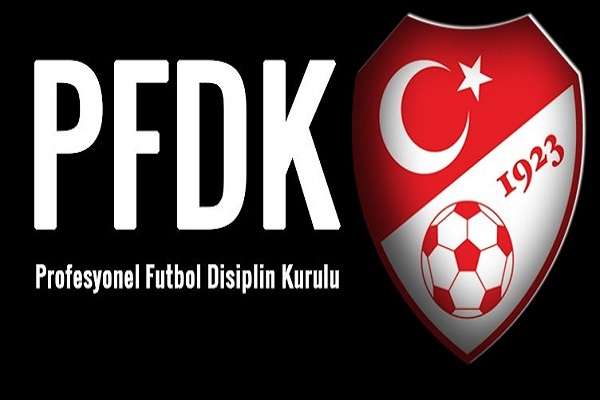 Trabzonspor ve Çaykur Rizespor 'çirkin ve kötü tezahürat' sebebiyle PFDK'ya sevk edildi