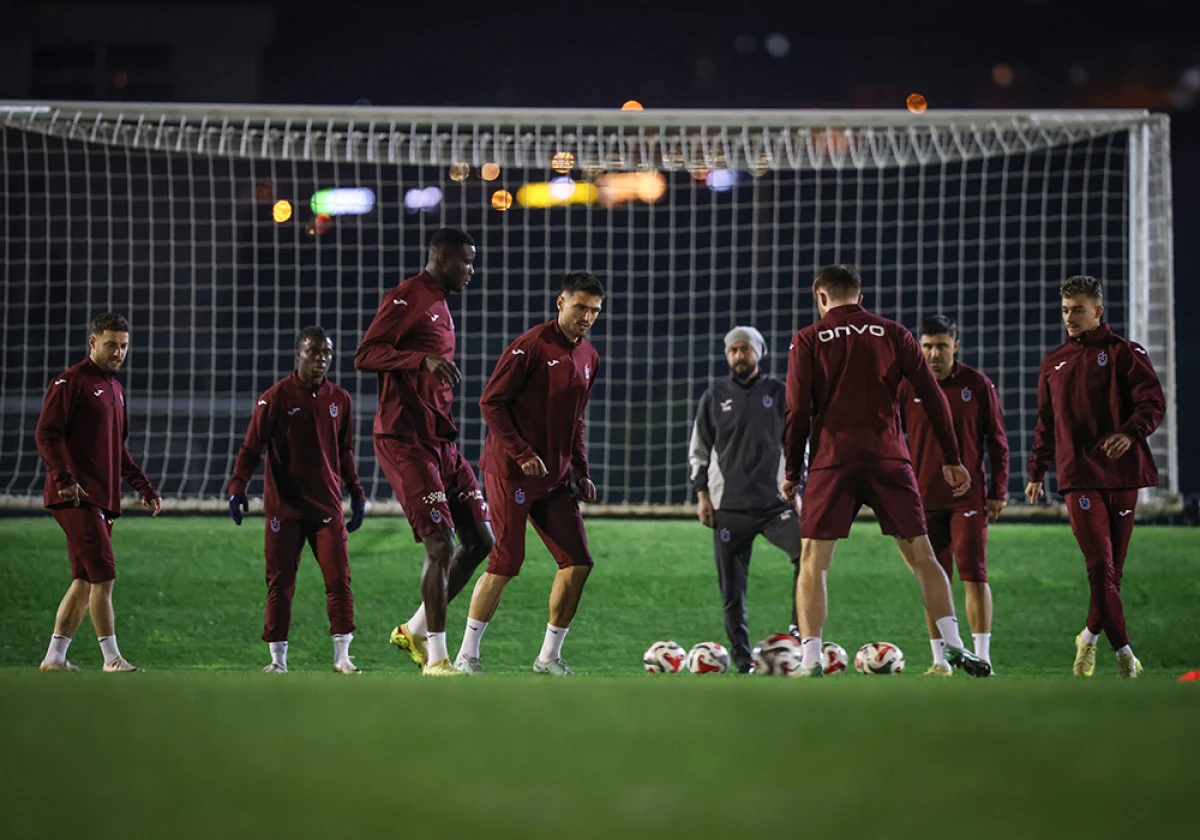 TRABZONSPOR'DA ALANYASPOR MESAİSİ BAŞLADI: Derbi Yorgunluğu Atıldı, Yeni Hedef Alanya!