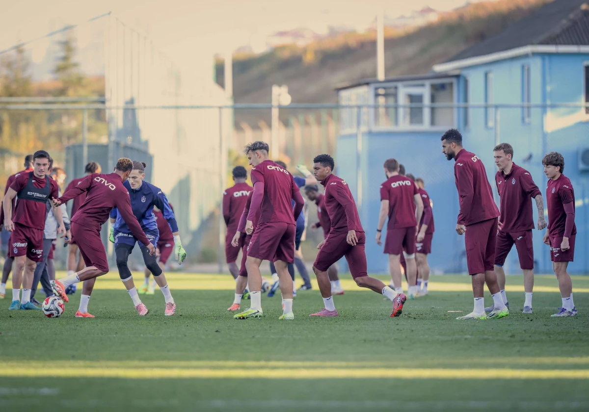 TRABZONSPOR'DA BAŞAKŞEHİR SON PROVASI: Taktik ve Çift Kale Maçla Hazırlık Sürüyor!