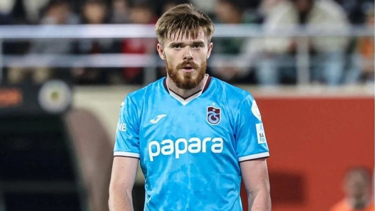 Trabzonspor'da Batagov sakatlanarak oyundan çıktı