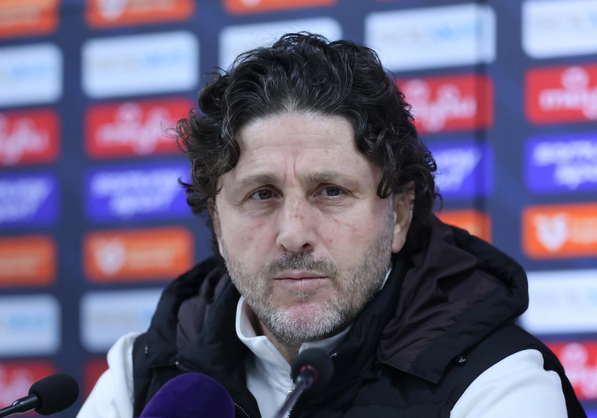 TRABZONSPOR'DA FATİH TEKKE'DEN GALİBİYET YORUMU: KAZANMAMIZ GEREKEN MA&Ccedil;I KAZANDIK