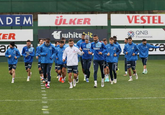 Trabzonspor'da Gençlerbirliği maçı hazırlıkları sürüyor