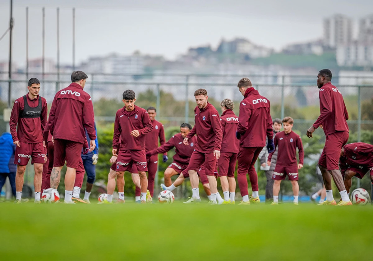 Trabzonspor&rsquo;da G&ouml;ztepe Hazırlıkları S&uuml;r&uuml;yor: İşte Son Durum