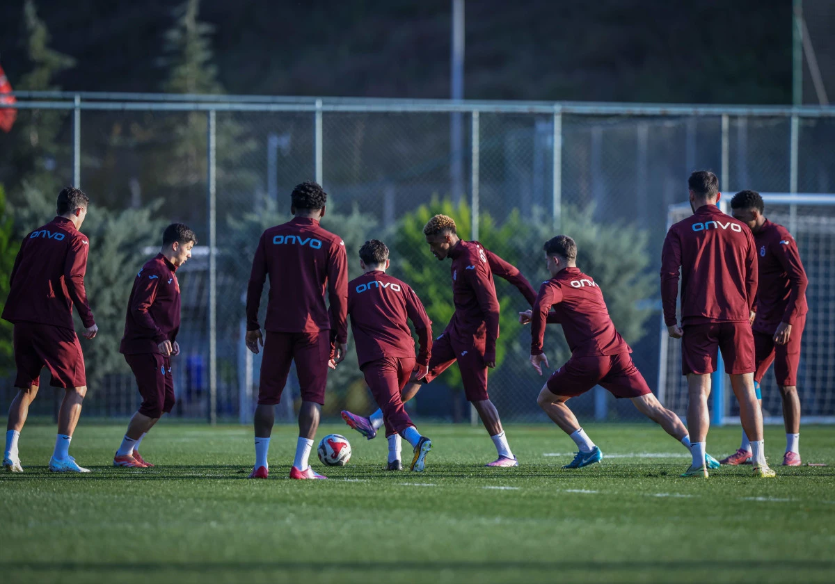 TRABZONSPOR'DA GÖZTEPE HAZIRLIKLARI SÜRÜYOR: Taktik Çalışma Yapıldı