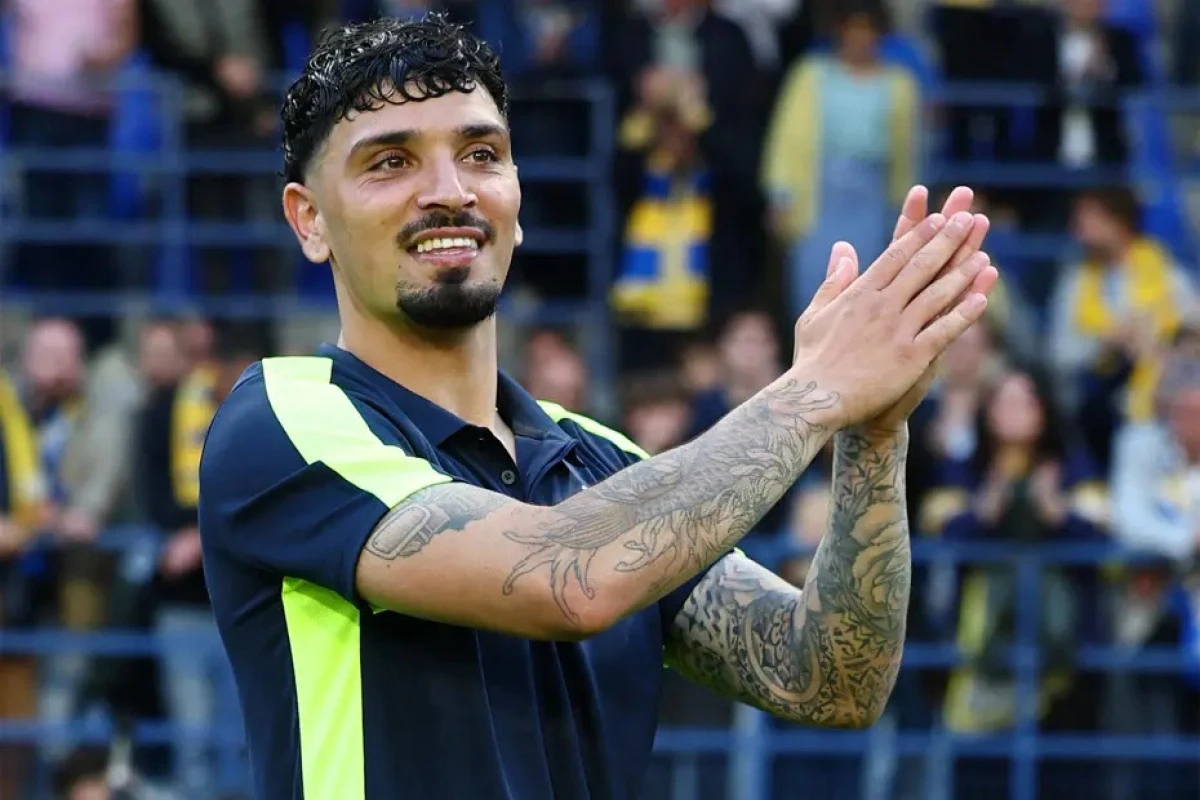 Trabzonspor'da orta saha transferi Cameron Puertas