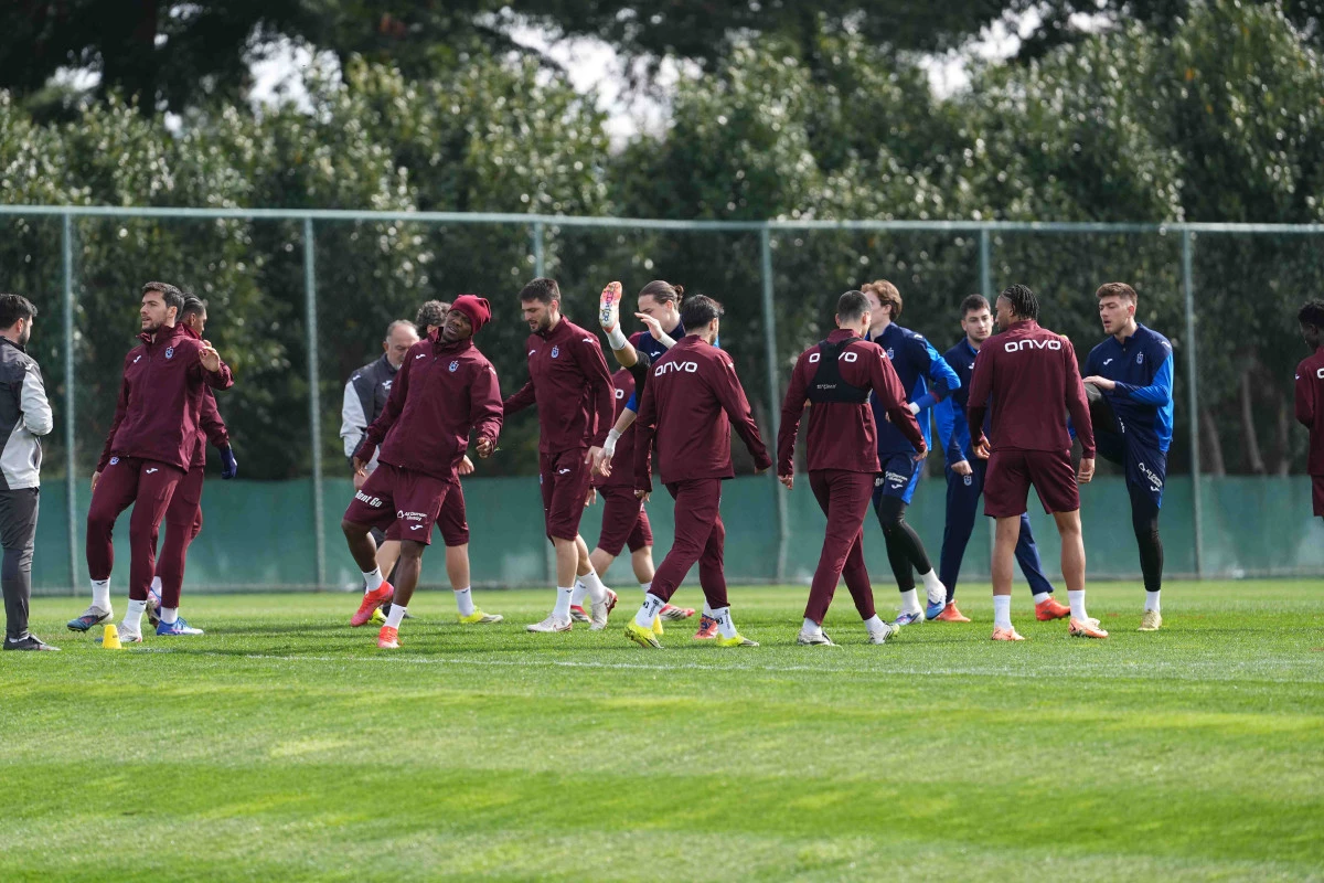 Trabzonspor&rsquo;da Sabah Mesaisi: Galatasaray Hazırlıkları S&uuml;r&uuml;yor!