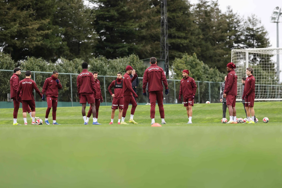 Trabzonspor'da Taktik Mesaisi: Akşam Antrenmanı Tamamlandı!