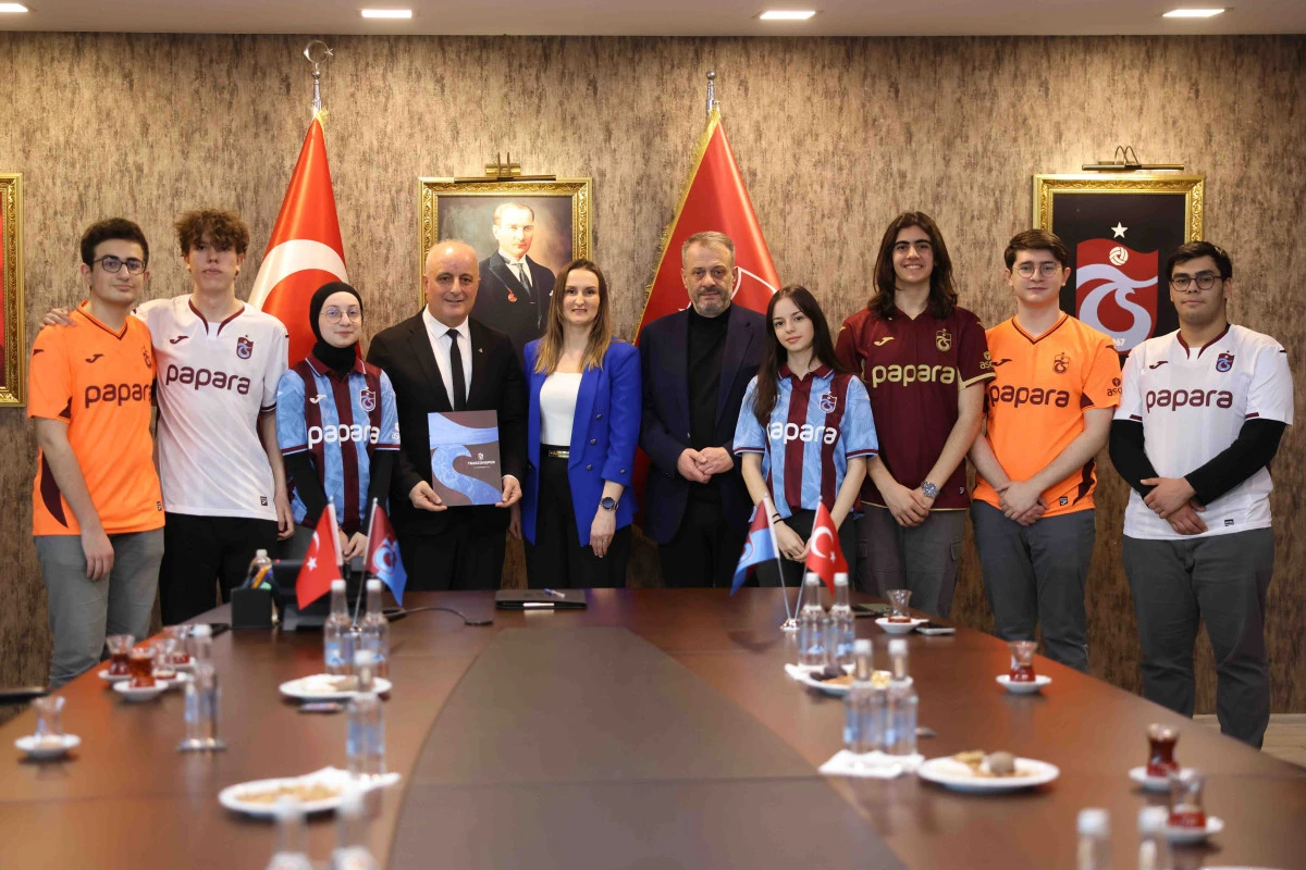 Trabzonspor&rsquo;dan Teknoloji Hamlesi: Fen Lisesi Robot Takımı&rsquo;na Dev Destek!
