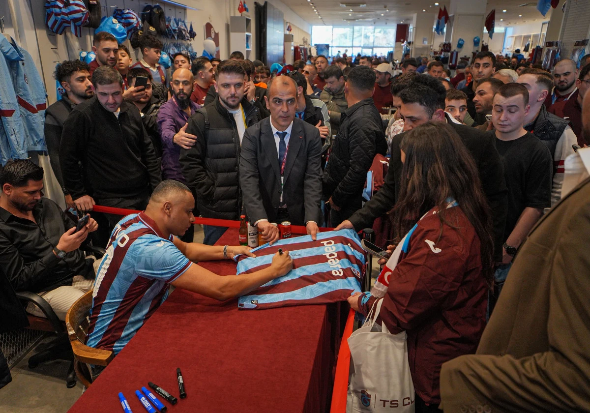 Trabzonsporlu Jaj&aacute; Coelho&rsquo;ya Akyazı&rsquo;da B&uuml;y&uuml;k İlgi