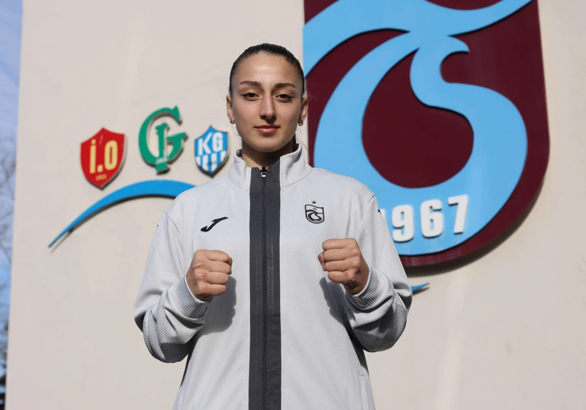 Trabzonspor'un Milli Boksörü Dilara Sak, Avrupa Yarı Finalinde!