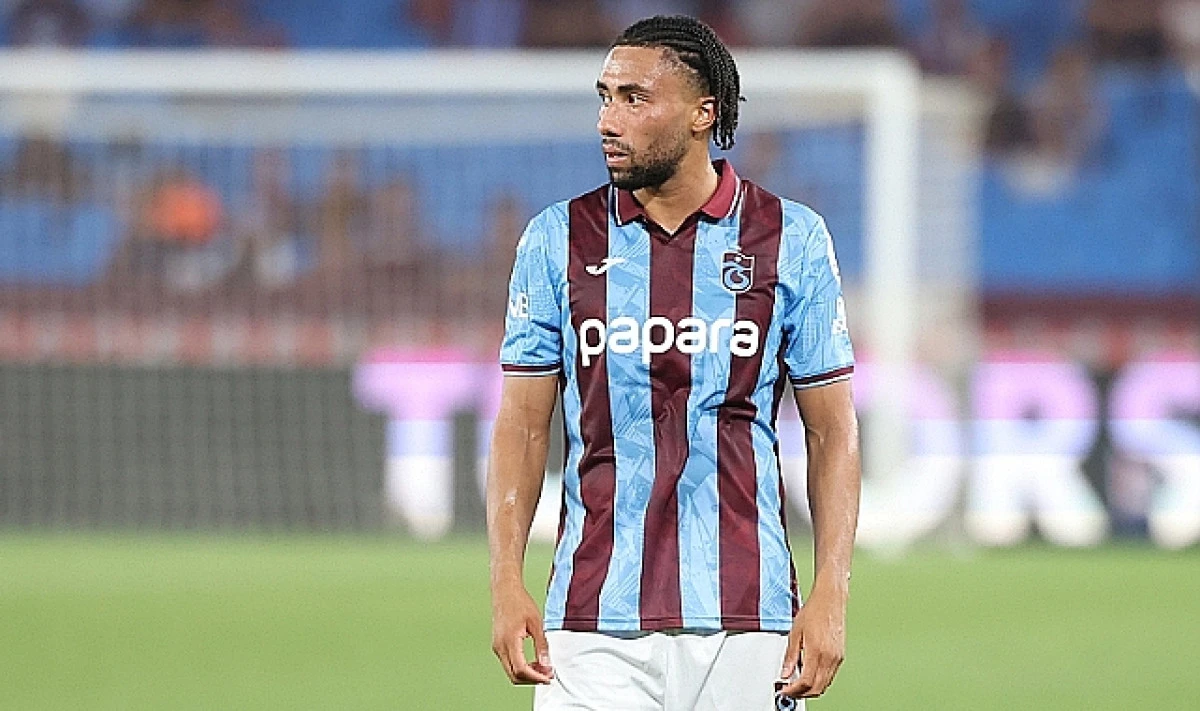 Trabzonspor'un Yeni Dinamosu Folcarelli'ye Fransa'dan Onur: L'Equipe'in Haftanın 11'inde!
