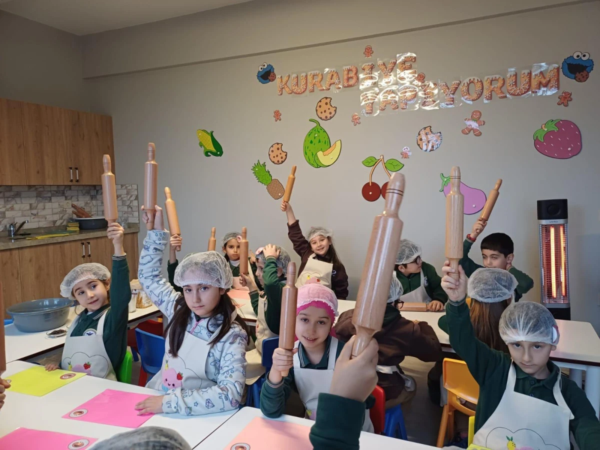 TRABZON'UN &Ccedil;OCUKLARINA '&Ccedil;İLEKLİ' M&Uuml;JDE! 15 Okul &Ccedil;oktan Ziyaret Etti!