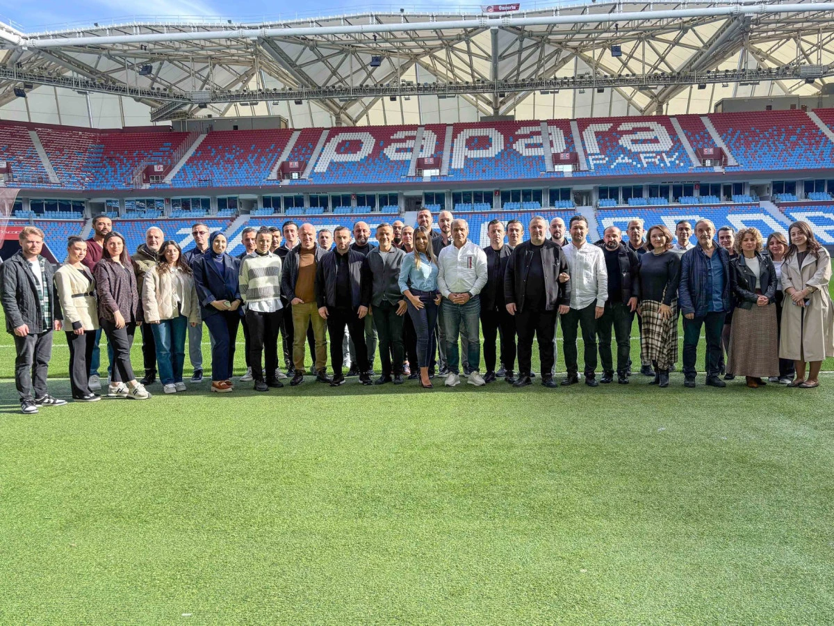 TS CLUB’TAN 2026 İLKBAHAR/YAZ KOLEKSİYONU LANSMANI! Bayiler Papara Park’ta Buluştu