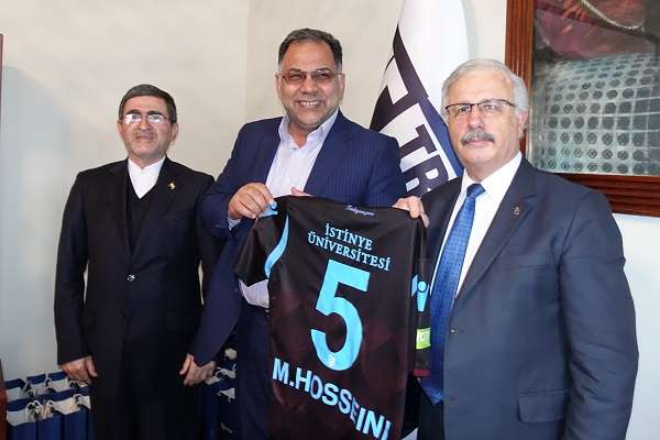 Türkiye'den İran'a 2 milyon ton hayvan yemi taşımak istiyoruz