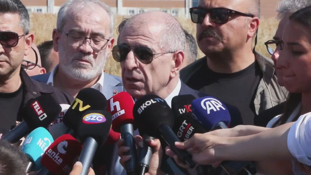 Ümit Özdağ cezaevinden tahliye edildi 