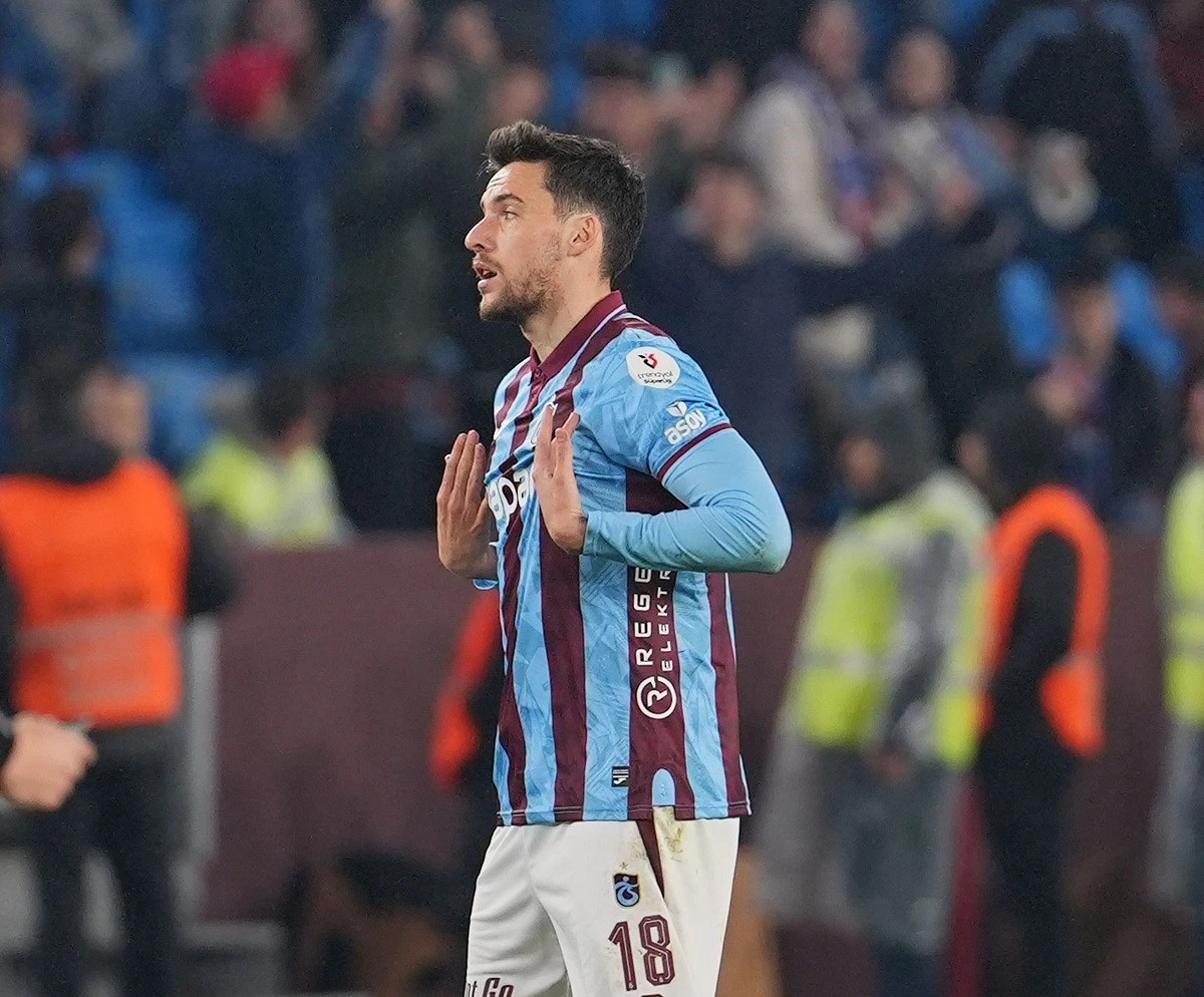 Umut Nayir 10 Kişi Kalmamıza Rağmen G&ouml;sterilen Reaksiyon Moral Oldu