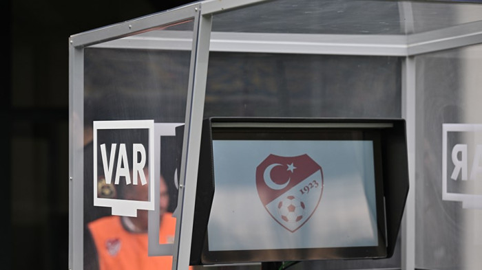 VavaCars Fatih Karagümrük - Trabzonspor maçının VAR hakemi belli oldu