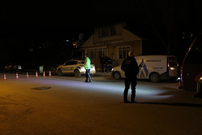 YALOVA&rsquo;DA DEAŞ OPERASYONU: 3 POLİS ŞEHİT, 6 TER&Ouml;RİST &Ouml;L&Uuml;